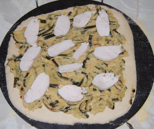 Courgette and Chicken Pizza